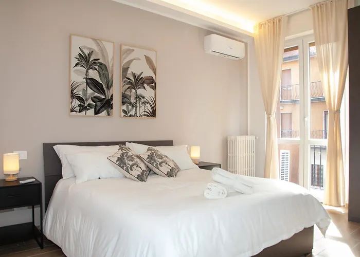 Luxury San Siro Apartment, 5 Min Metro, Balcony & Fast Wifi